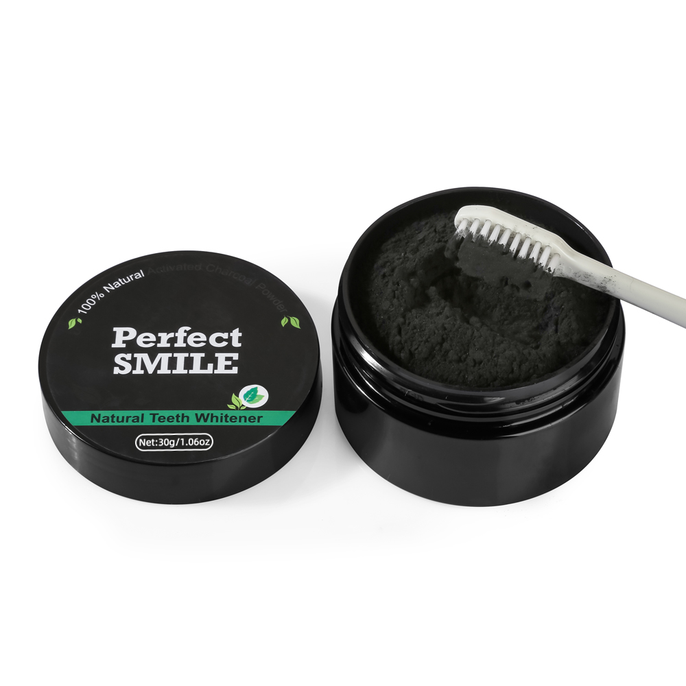 Polvere sbiancante per denti P - Teeth Whitening Charcoal Powder recensione e prezzo